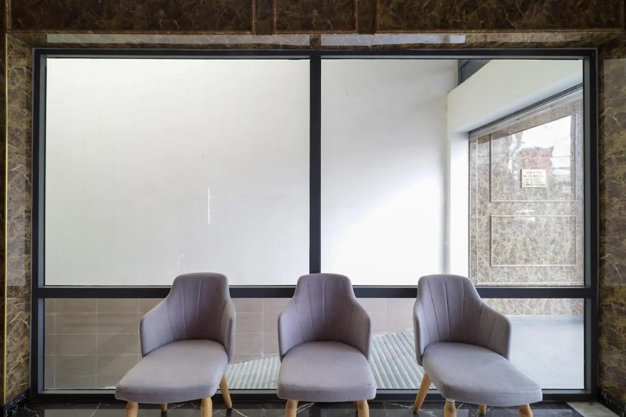 Reddoorz Minh Thu Hotel Near Quang Trung 호치민